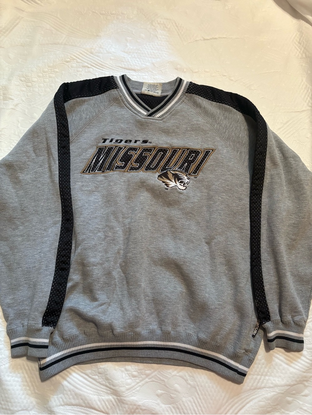 Vintage Lee Sport Missouri Tigers Sweatshirt XL Gray V-Neck Mizzou Pullover